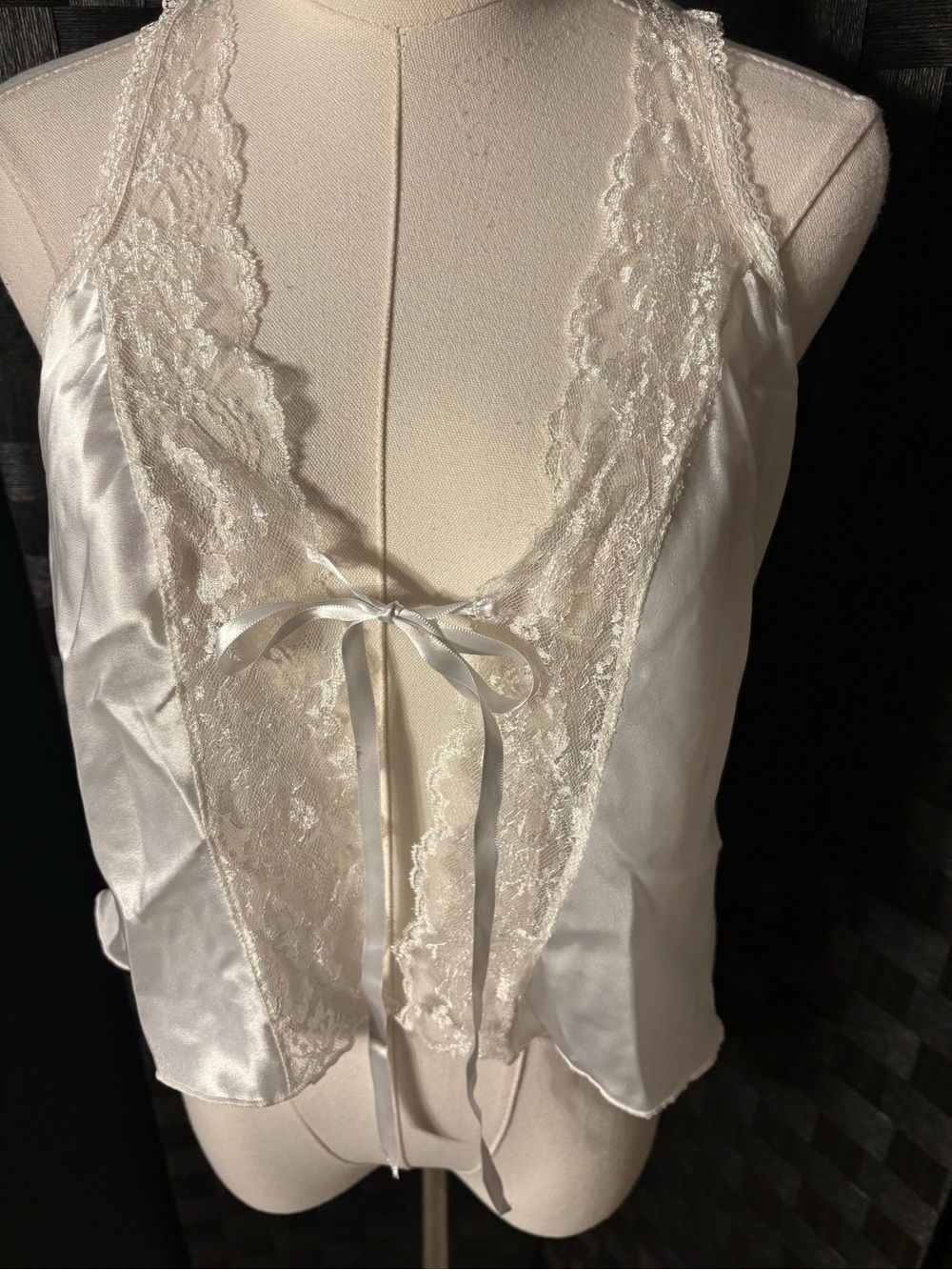 Vintage Mayela White Satin Lace Tie Front Camisole Lingerie Top Coquette